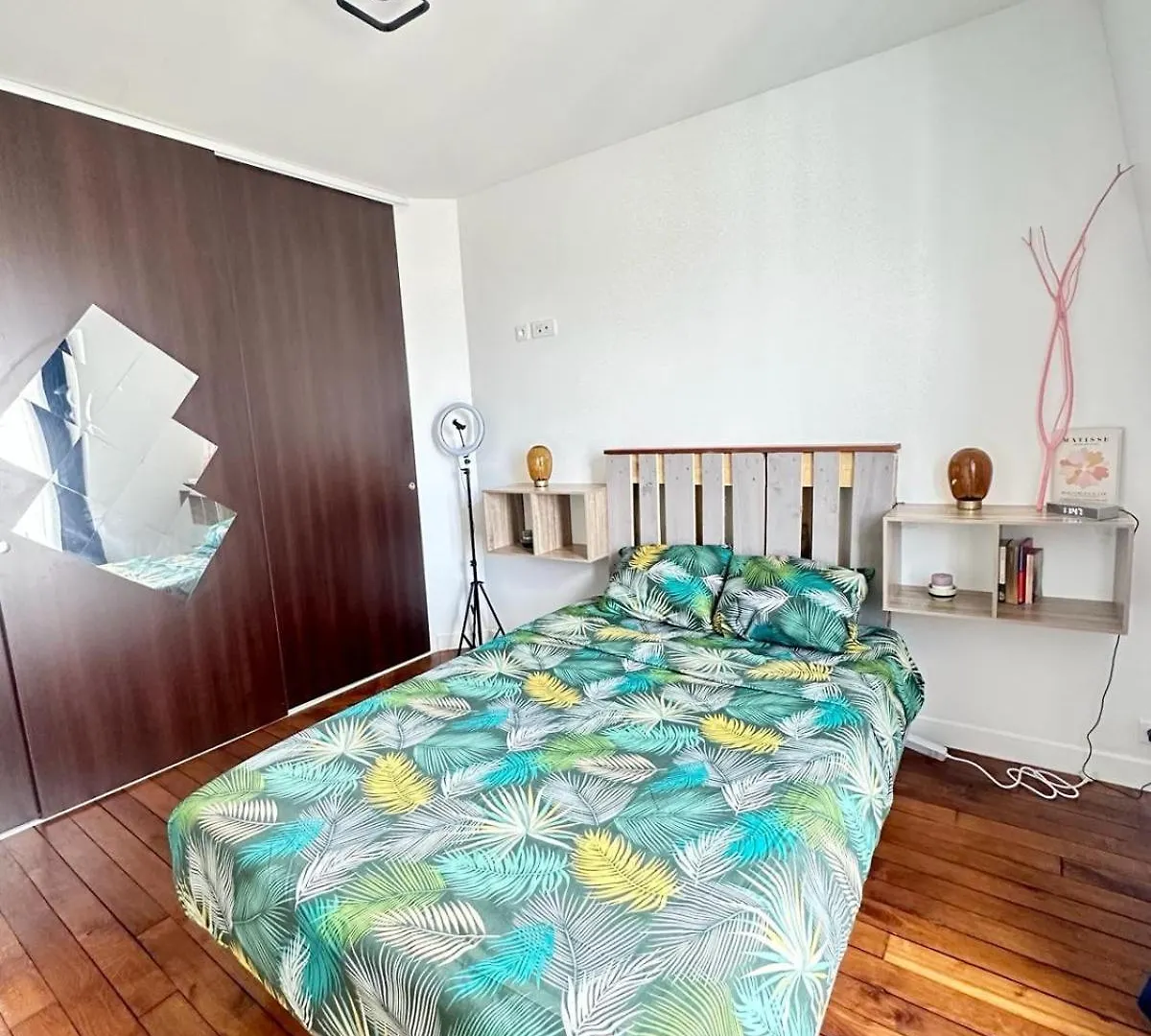 Private Apartment 2 Minutes From Zenith De Parijs