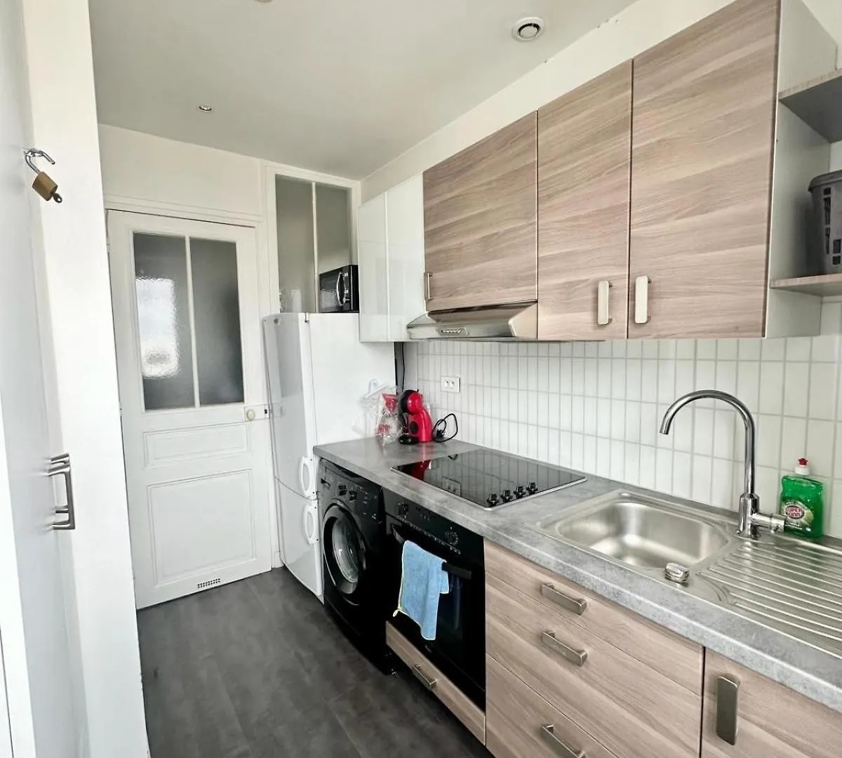 Private Apartment 2 Minutes From Zenith De Parijs